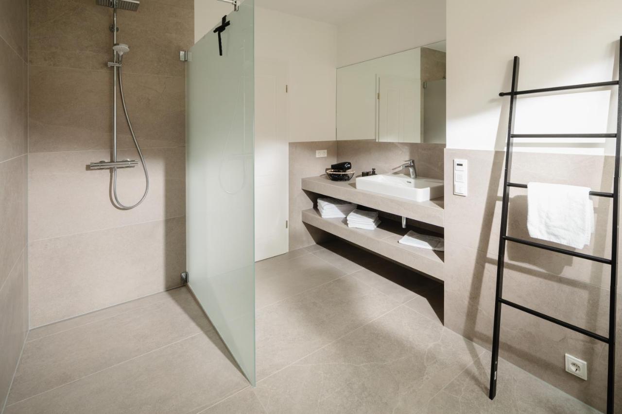 Kuesten Suite Sued - Seitliche Wasserlage, Terrasse, 70Qm Greetsiel Eksteriør bilde